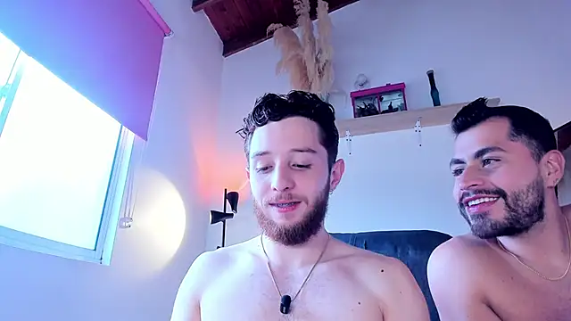 Snapshot of Juan_Castano chatting on 02.02.26 Juan Castano online show from 02.02.26