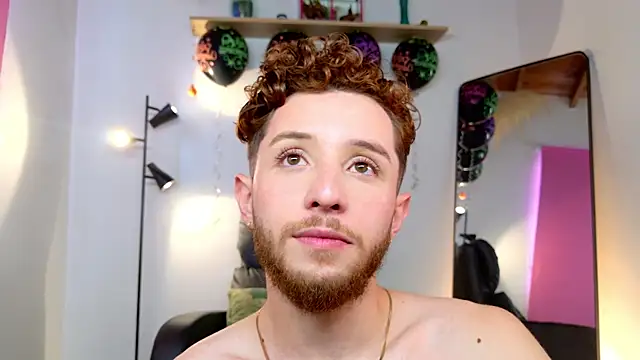 Snapshot of Juan_Castano chatting on 02.22.26 Juan Castano online show from 02.22.26