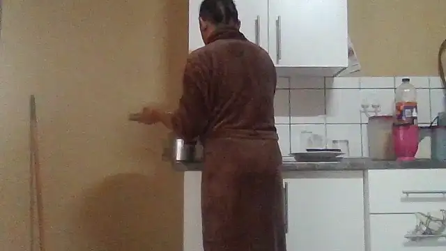 ShooingBunch online show from 12.17.25