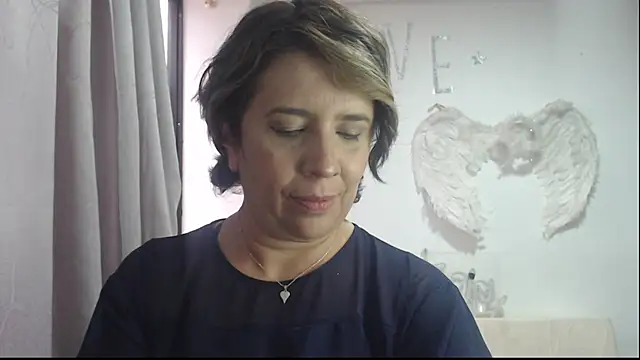 Victoria meester online show from 09.15.25