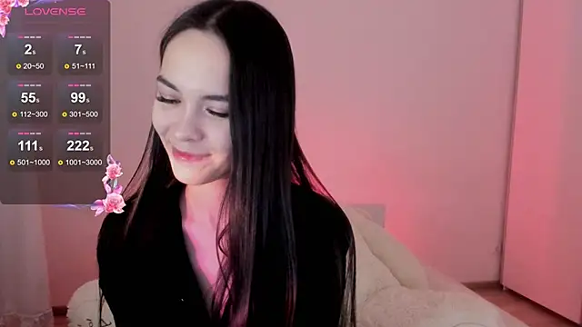 Snapshot of 666kisses chatting on 12.24.24 666kisses online show from 12.24.24