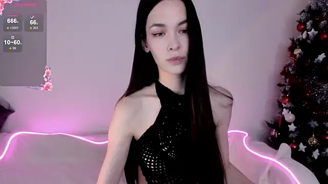 Snapshot of 666kisses chatting on 01.23.25 666kisses online show from 01.23.25