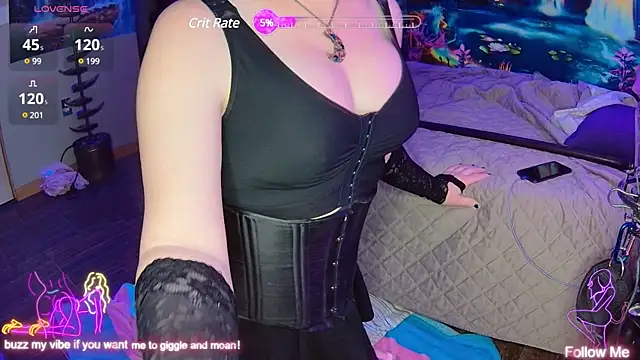 Snapshot of Faye_Wilde chatting on 01.28.25 Faye Wilde online show from 01.28.25