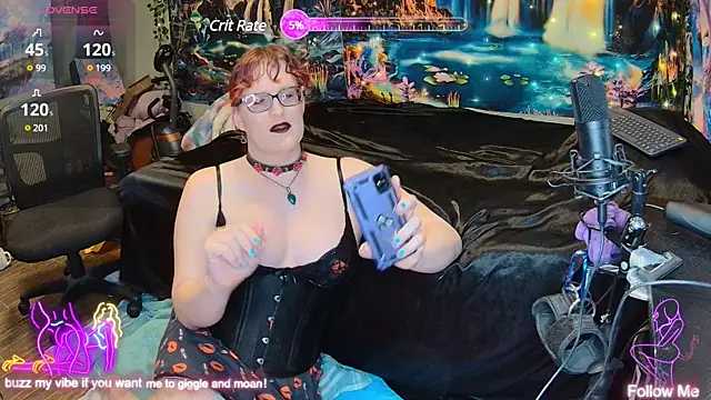 Snapshot of Faye_Wilde chatting on 03.10.25 Faye Wilde online show from 03.10.25