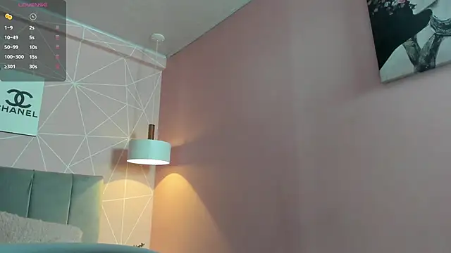 dolly zoe online show from 11.18.25