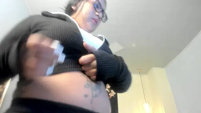 ayshel   online show from 02.27.25