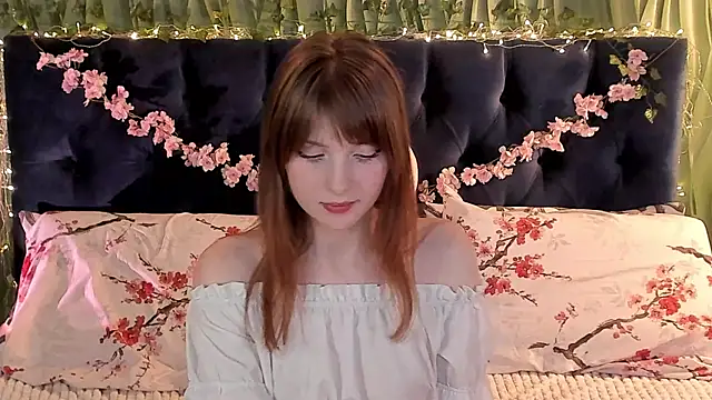 AliceLanley online show from 03.05.25