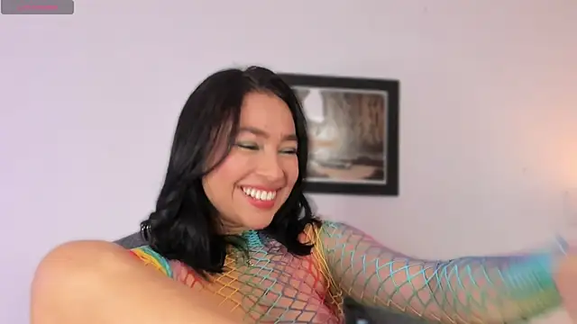 valerycolins online show from 04.13.26