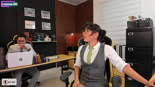 Office Naughty Girl online show from 03.18.25