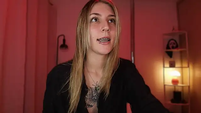 Dakotaa  online show from 01.12.26