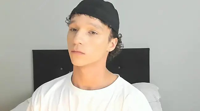 angelcortes online show from 02.23.25