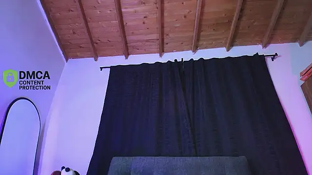 yungelitamor  online show from 02.11.26