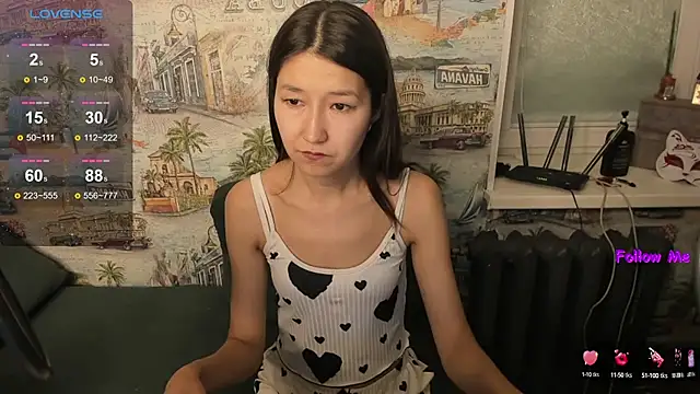 LeyylaStoone online show from 10.15.25