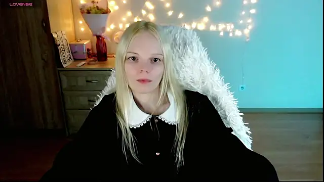 Emily Nyaffee online show from 02.28.25