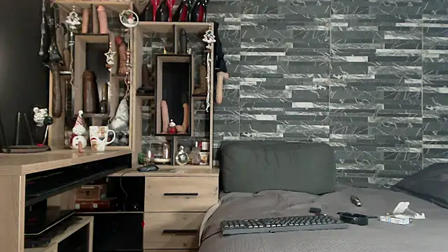 Mistress Miry online show from 12.26.24