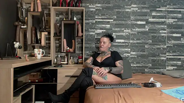 Mistress Miry online show from 01.12.25