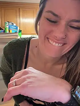 LadyLena1 online show from 02.16.25