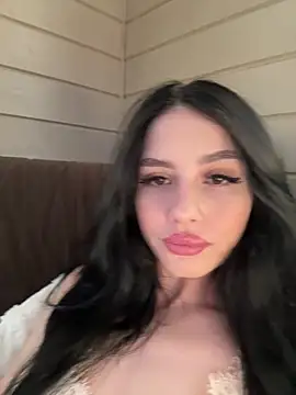 SofiaLaLight online show from 02.05.26