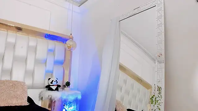 BeckyRusso online show from 02.09.25