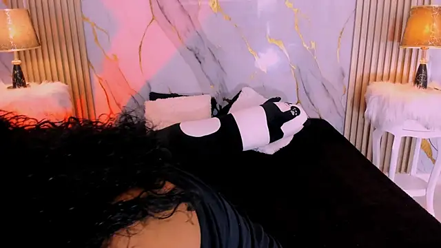 BeckyRusso online show from 10.25.25