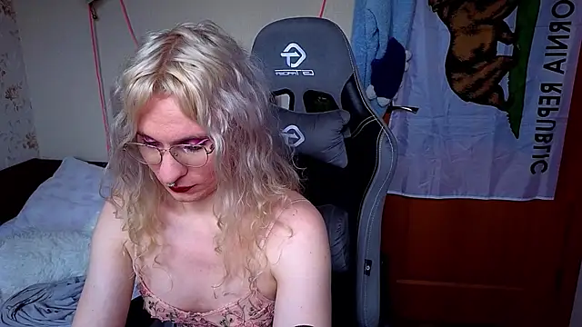 Lori Myaf online show from 03.25.26