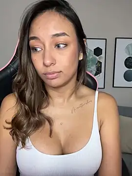 DianaHopson online show from 02.06.25