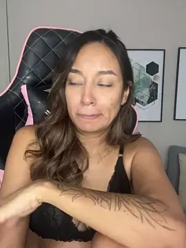 DianaHopson online show from 02.09.25