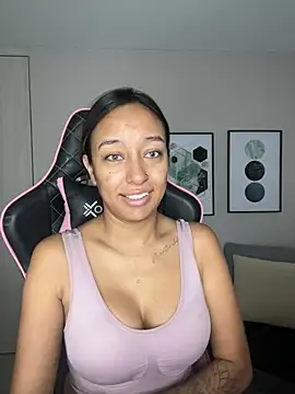 DianaHopson online show from 02.12.25