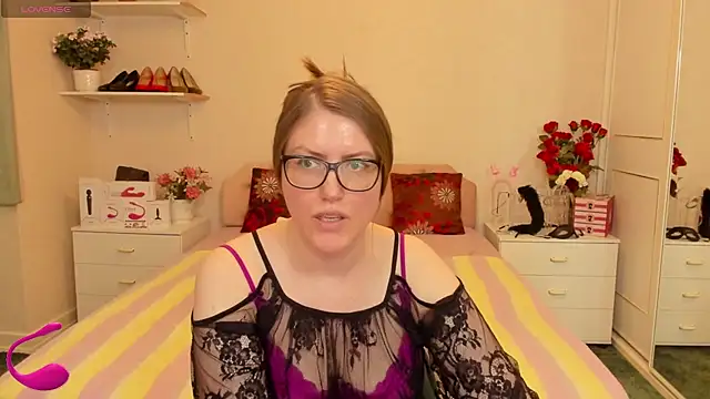 Snapshot of AmandamurX chatting on 06.23.26 AmandamurX online show from 06.23.26