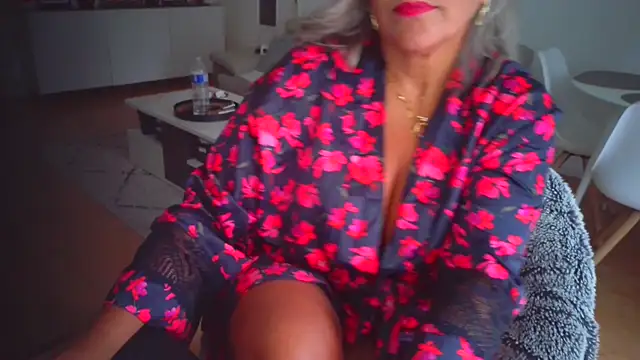 sarametisse26 online show from 09.24.25