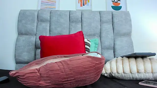 TiffanyFox1 online show from 03.30.26