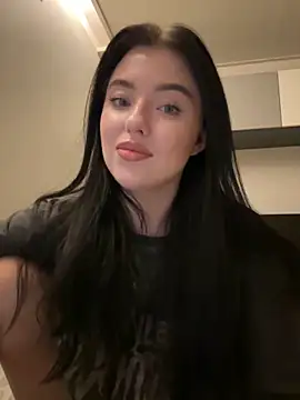 Angela Fosterr online show from 12.03.25