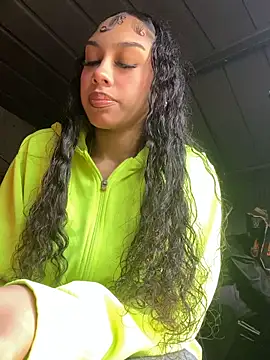 Snapshot of badbaby187 chatting on 02.24.26 badbaby187 online show from 02.24.26