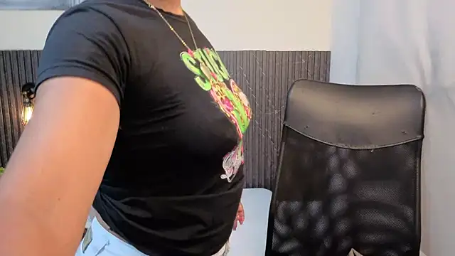 Snapshot of tammy_lynn69 chatting on 05.16.26 tammy lynn69 online show from 05.16.26