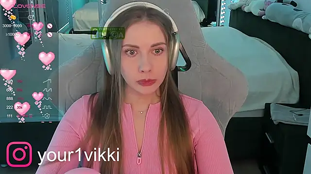 Snapshot of Vikki_Cheese chatting on 12.06.24 Vikki Cheese online show from 12.06.24