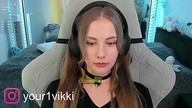 Snapshot of Vikki_Cheese chatting on 02.16.25 Vikki Cheese online show from 02.16.25