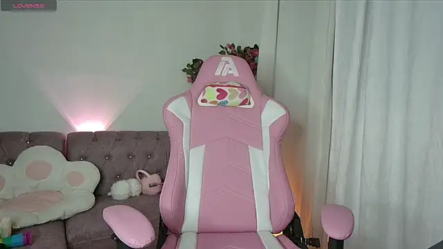 keissy rincon  online show from 01.09.25