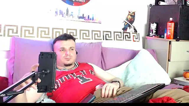 Snapshot of erotico69xxx chatting on 04.19.26 erotico69xxx online show from 04.19.26