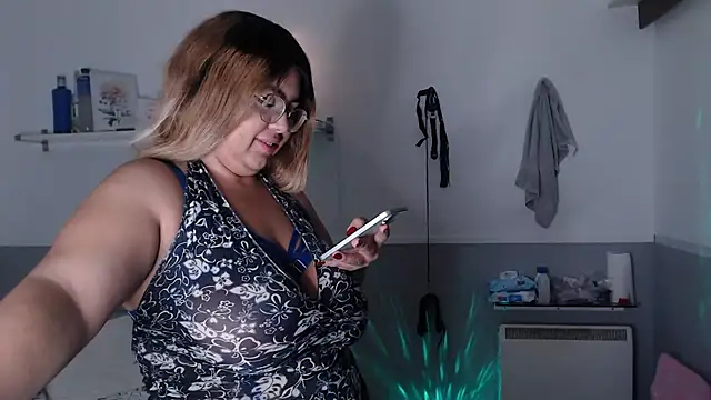 Latina BigBoobs online show from 12.13.25