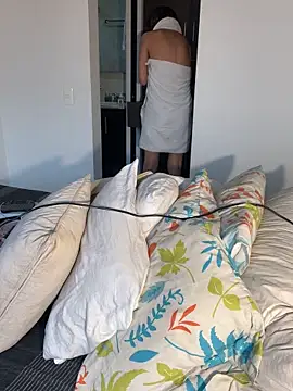 Ameellie online show from 01.28.25