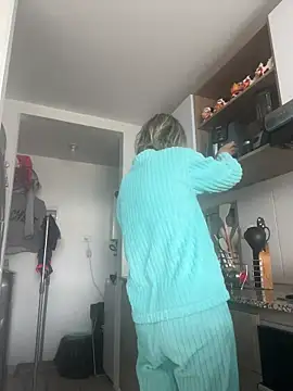 Ameellie online show from 11.28.25