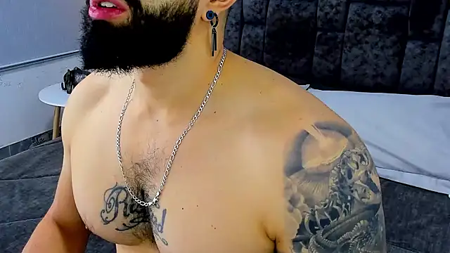 Snapshot of Zack_Froone chatting on 12.03.24 Zack Froone online show from 12.03.24