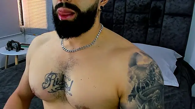 Snapshot of Zack_Froone chatting on 12.09.24 Zack Froone online show from 12.09.24