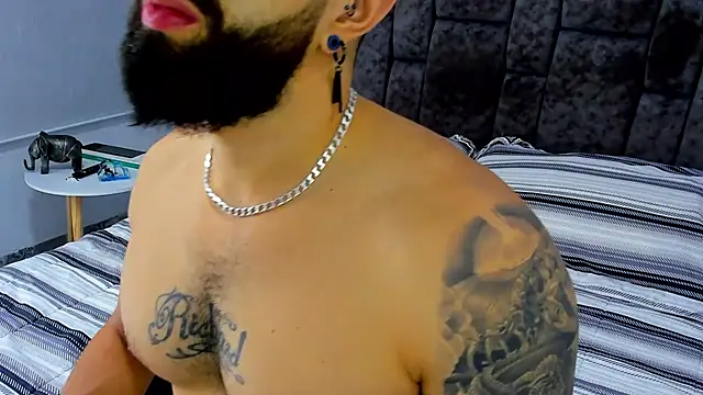 Snapshot of Zack_Froone chatting on 01.15.25 Zack Froone online show from 01.15.25