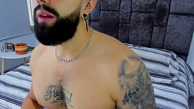 Snapshot of Zack_Froone chatting on 01.28.25 Zack Froone online show from 01.28.25