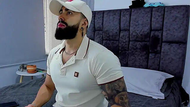 Snapshot of Zack_Froone chatting on 02.13.25 Zack Froone online show from 02.13.25