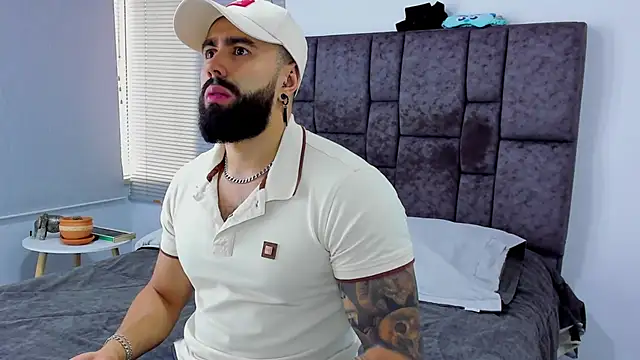 Snapshot of Zack_Froone chatting on 02.13.25 Zack Froone online show from 02.13.25