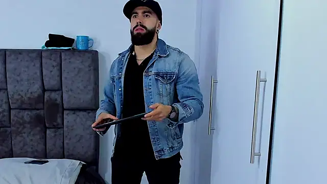 Snapshot of Zack_Froone chatting on 02.20.25 Zack Froone online show from 02.20.25