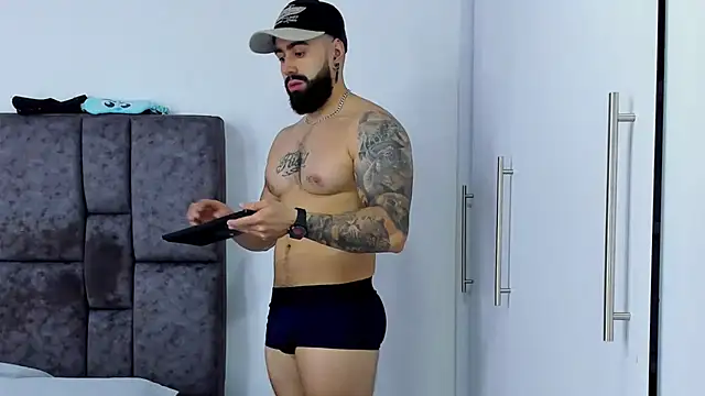 Snapshot of Zack_Froone chatting on 02.24.25 Zack Froone online show from 02.24.25