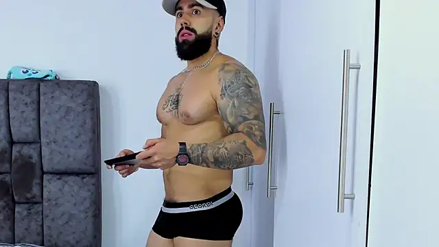 Snapshot of Zack_Froone chatting on 03.10.25 Zack Froone online show from 03.10.25